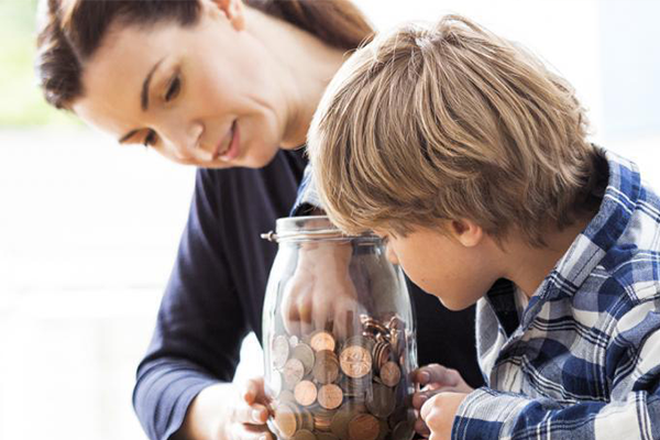 Heat pump energy savings illustration for Calgary homeowners