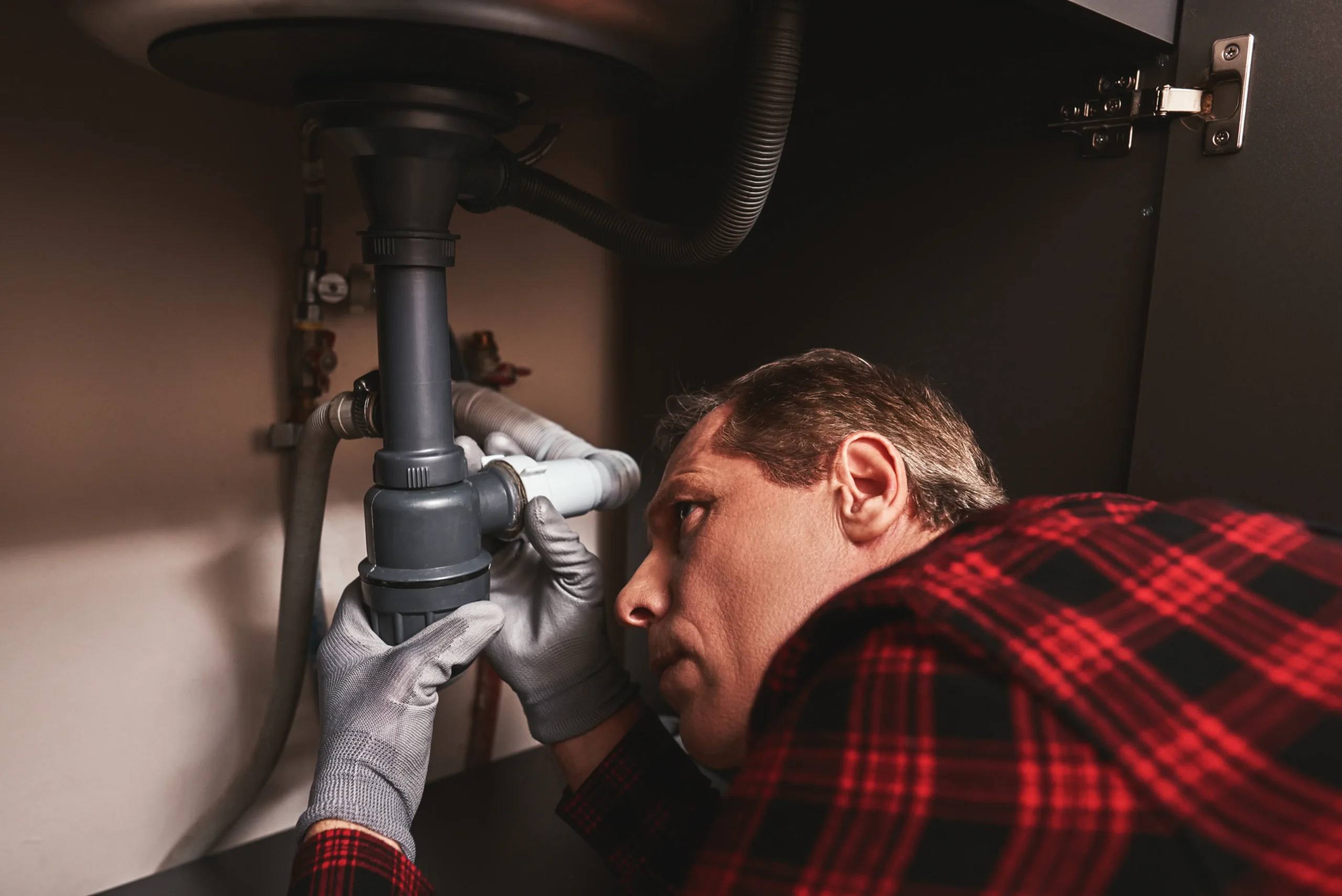 Drain cleaning Calgary — licensed plumber